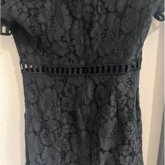 Forever 21 black lace dress size small - Picture 3 of 3